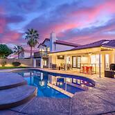 Modern Mesa Oasis Free Heated Pool Al-fresco Living