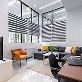 LIV - Modern Spacious Apartment in Gazi