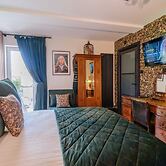 Ricky Road Guest House