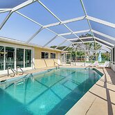 Centrally Located Cocoa Beach Haven: Walk to Shore