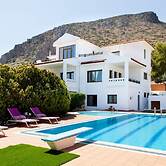 Artemis Spacious Luxury Villa With XL Private Pool