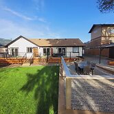 Riverside by Cowichan Lake Cottages