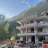 The Royal Orchard Kasol