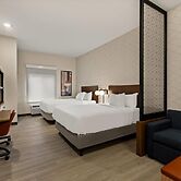 Everhome Suites Rochester Greece