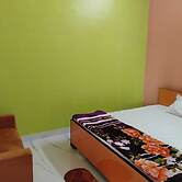 Geeta Teerth Guest House