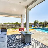 Private Pool & Hot Tub: 'wild Horse' Home!