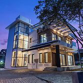 Stay Leisurely Villa Portia Lonavala