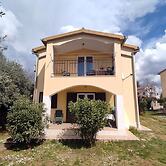 Apartment in Vodnjan Near City Center