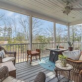 Catalina Circle 21520