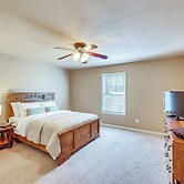 2 Mi to Downtown: Work & Play at El Dorado Getaway