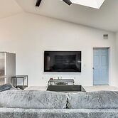 Stargazer's Delight: Mtn-view Pearce Home w/ Deck!