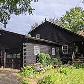 Rustic Modern Cabin w Hot Tub 1 5 hrs From NYC