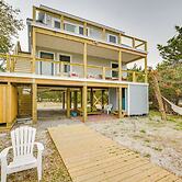 Scenic Escape w/ Dock: 1 Mi to Ocracoke Lighthouse