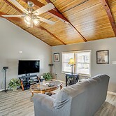 < 1/2 Mi to Marina: Missouri Lake Getaway