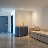 Acropol Golden Suites