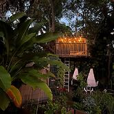 Miami Pool Cottage in El Portal