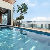 Sacheon Ara Private Pool Villa