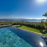 Villa Riposu Jacuzzi Pool Beach Access on Foot