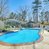 7 Mi to Dtwn Durham: Home w/ Hot Tub & Game Room!