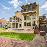 Lakefront Retreat With Private Pool, Hot Tub And Dock 4 Bedroom Home