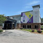 Dothan East Inn & Suites