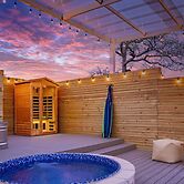 Secluded Luxury Couples cabin Sauna Pool