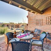 Close to Golf: Mtn-view Townhome in Green Valley
