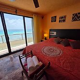 Ocean view condo with balcony hotel zone