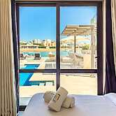 Posh & Eclectic 4 BDR Villa @ Fanadir Bay