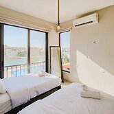 Astounding 3bdr Villa @ Tawila Pool Front