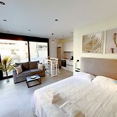 Theo Apartments in Athens Center