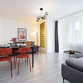 Family - by Kairos Apartments