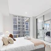 Kozyguru | Mascot | 2-Bed Close To Train