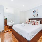 Kozyguru | Rockdale | Spacious 2 Bedrooms House