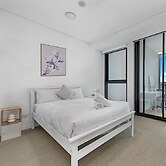 Kozyguru | Wentworth Point | 1 Bed Waterview Apt