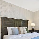 Kozyguru | Glen Waverley | Family Home & Backyard