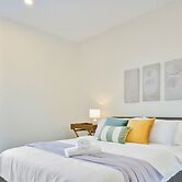 Kozyguru | Moonee Ponds | Modern 1 Bed Apt Parking