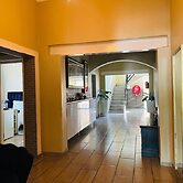 Henry George Guesthouse