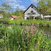 Landhotel Der Distelhof mit Scheunencafé