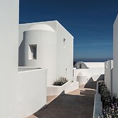 OIKOS SANTORINI LIVING CONCEPT