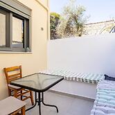 Azure Seaside Retreat in the Heart of Petalidi