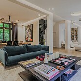 Mansion With Swimming Pool - 5bd/10p - Neuilly