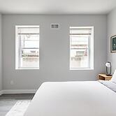 Chic & Cozy Philly Stay in City Center