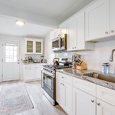 Walk to Campus & Palmer Square: Dtwn Townhome