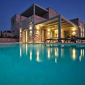 Villa Helia With Swimming Pool