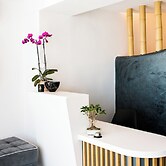 Margarita Hotel & Suites