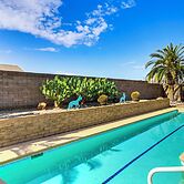 'coyote Casa' w/ Mtn Views in Tuscon Desert Oasis
