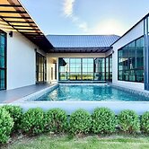 Chomnok Chomna Pool villa