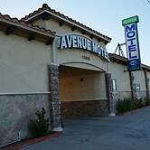 Avenue Motel