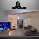 Apto 102 Ed Gabriel na divisa do Parque